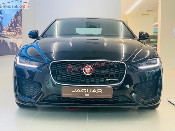 Giá xe Jaguar XE 2021