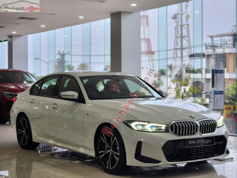 BMW X7 2023 Giá lăn bánh và khuyến mãi T82023