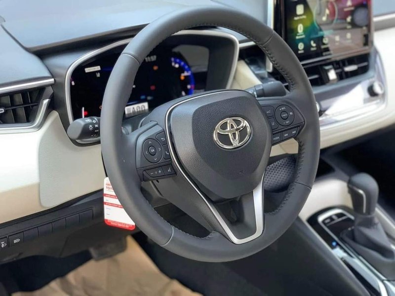 Tiện ích trên Toyota Altis 2022