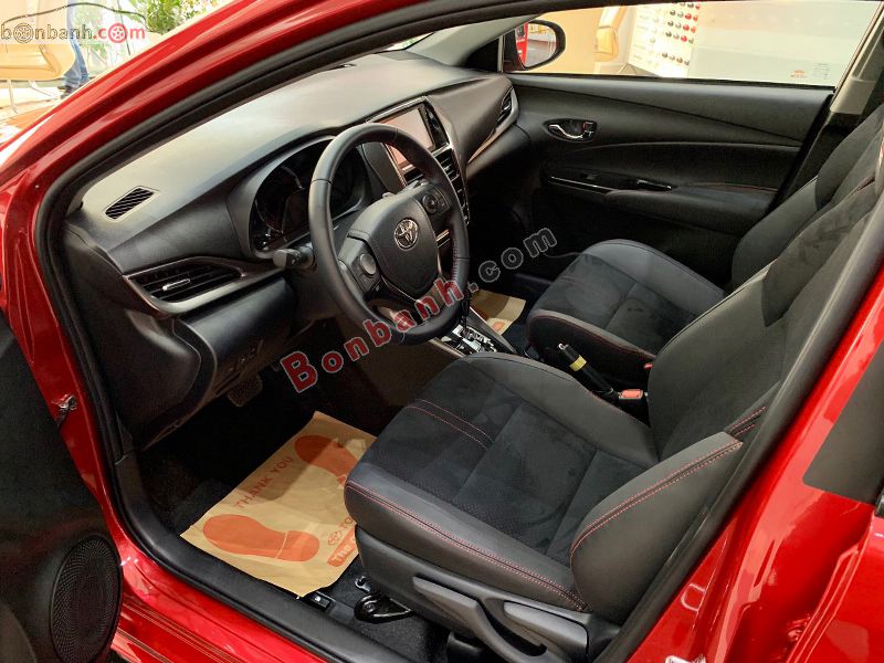 Nội thất Toyota Vios GR-S 2022