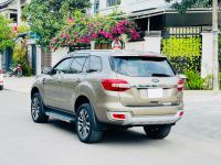 Xe Ford Everest Titanium 2.0L 4x4 AT 2019