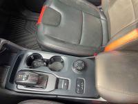 Xe Ford Ranger Raptor 2.0L 4x4 AT 2024