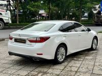 Xe Lexus ES 250 2016