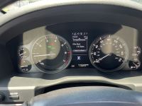 Xe Toyota Land Cruiser 5.7 V8 2016