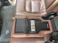 Xe Toyota Land Cruiser 5.7 V8 2016