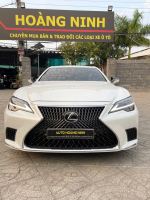 Xe Lexus LS 500 2023