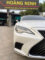 Xe Lexus LS 500 2023
