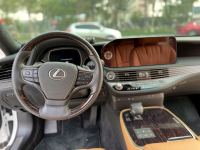 Xe Lexus LS 500 2023