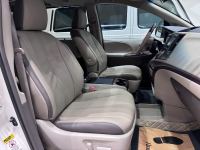 Xe Toyota Sienna Limited 3.5 2012