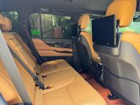 Xe Lexus LX 600 Urban 2024