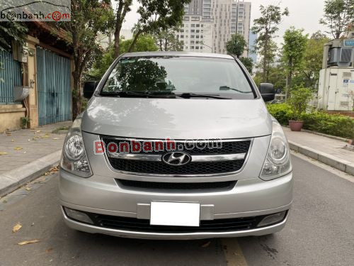 Hyundai Grand Starex 2.5 MT 2010