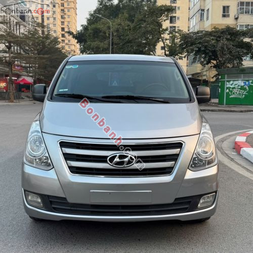 Hyundai Grand Starex 2.4 MT 2016