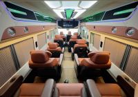 Xe Ford Transit Limousine 12S 2026