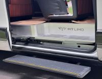 Xe Ford Transit Limousine 12S 2026