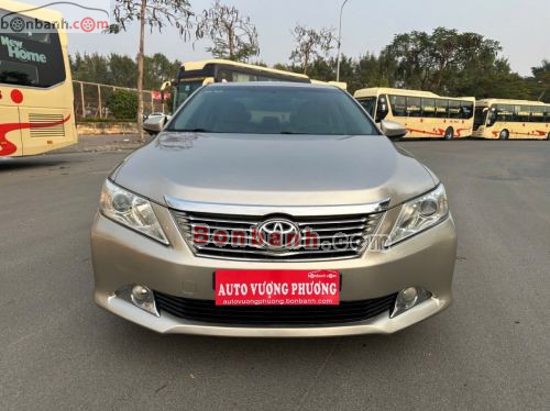 Toyota Camry 2.0E 2013