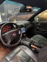 Xe BMW 3 Series 325i
