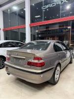 Xe BMW 3 Series 325i