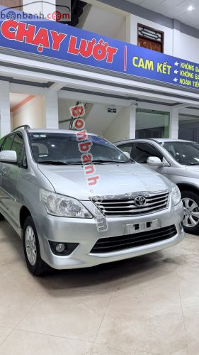 Toyota Innova 2.0V