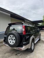 Xe Ford Everest 2.5L 4x4 MT
