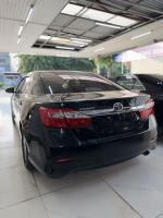 Xe Toyota Camry 2.0E