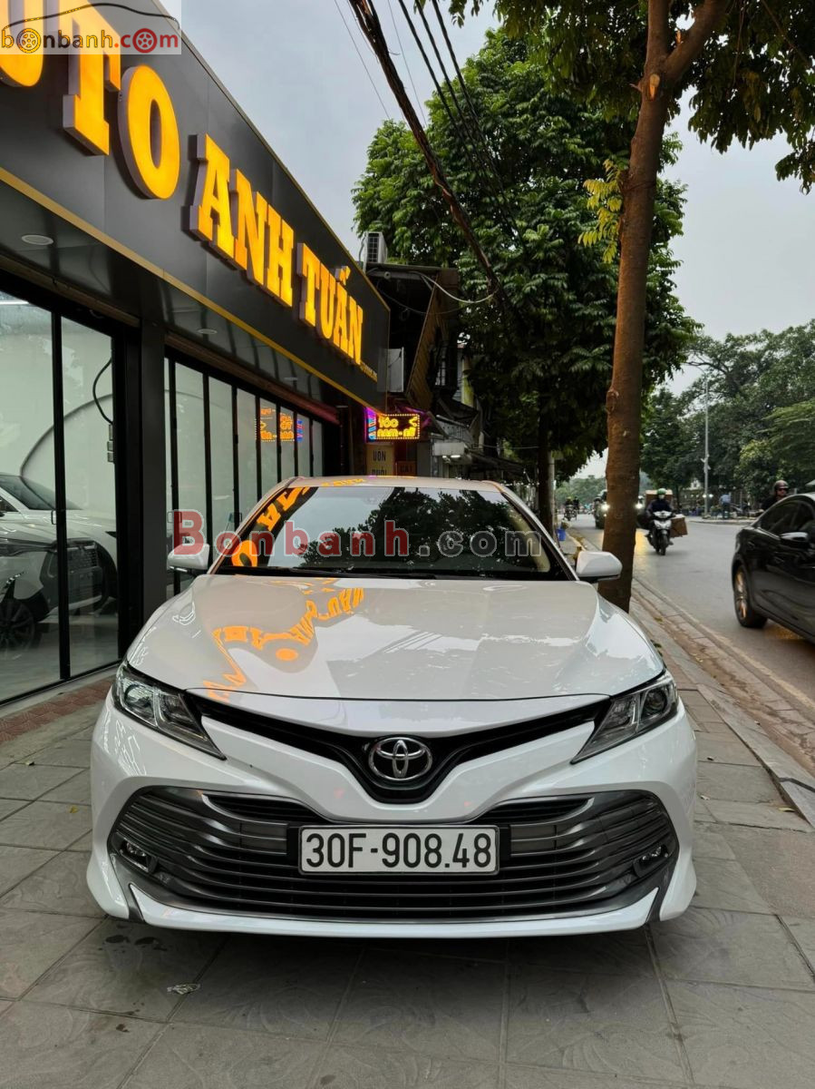 Toyota Camry 2.0G 2019