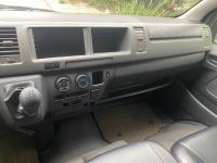 Xe Toyota Hiace 2.5 2011