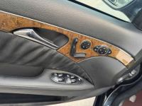 Xe Mercedes Benz E200 2009