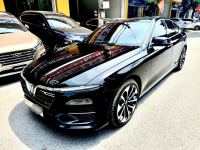 Xe VinFast Lux A 2.0 Premium 2.0 AT 2021