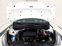 Xe Hyundai i10 1.2 AT 2021