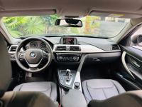 Xe BMW 320i 2016