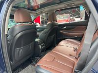 Xe Hyundai SantaFe Cao cấp 2.5L HTRAC 2022