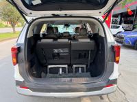 Xe Kia Carnival Luxury 2.2D 2025