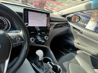 Xe Toyota Camry 2.0Q 2024