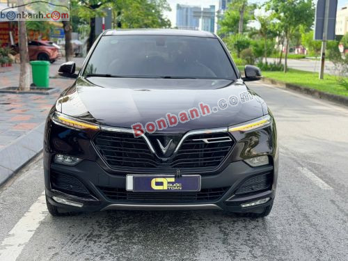 VinFast Lux SA 2.0 Base 2.0 AT