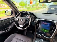 Xe VinFast Lux SA 2.0 Base 2.0 AT 2021