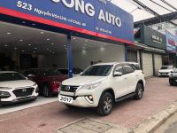 Xe Toyota Fortuner 2.7V 4x2 AT 2017