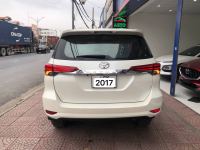 Xe Toyota Fortuner 2.7V 4x2 AT 2017
