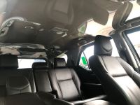 Xe Toyota Fortuner 2.7V 4x2 AT 2017