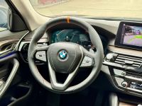 Xe BMW 5 Series 520i Luxury 2021