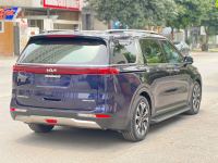 Xe Kia Carnival Signature 2.2D 2024