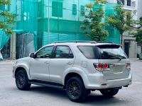 Xe Toyota Fortuner 2.7V 4x2 AT 2015