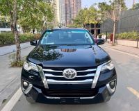 Xe Toyota Fortuner 2.4G 4x2 AT 2019