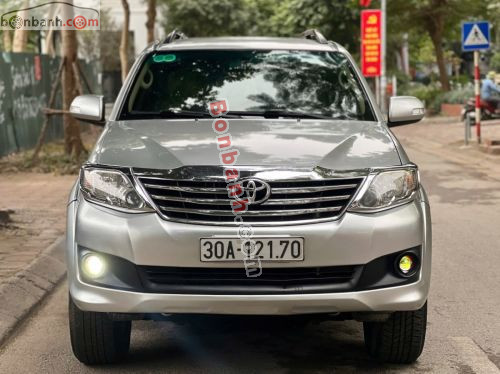 Toyota Fortuner 2.7V 4x2 AT 2014