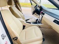 Xe BMW 3 Series 320i 2009