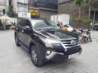 Xe Toyota Fortuner 2.7V 4x2 AT 2017