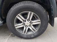 Xe Toyota Fortuner 2.7V 4x2 AT 2017