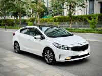 Xe Kia Cerato 1.6 MT 2018 Trắng, Nội Thất Kem