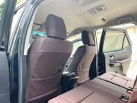 Xe Toyota Fortuner 2.4G 4x2 MT 2017 Đen, Nội Thất Nâu