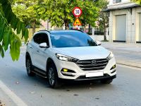 Xe Hyundai Tucson 2.0 ATH 2018 Trắng, Nội Thất Kem