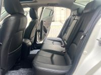 Xe Mazda 3 1.5 AT 2018 Trắng, Nội Thất Đen